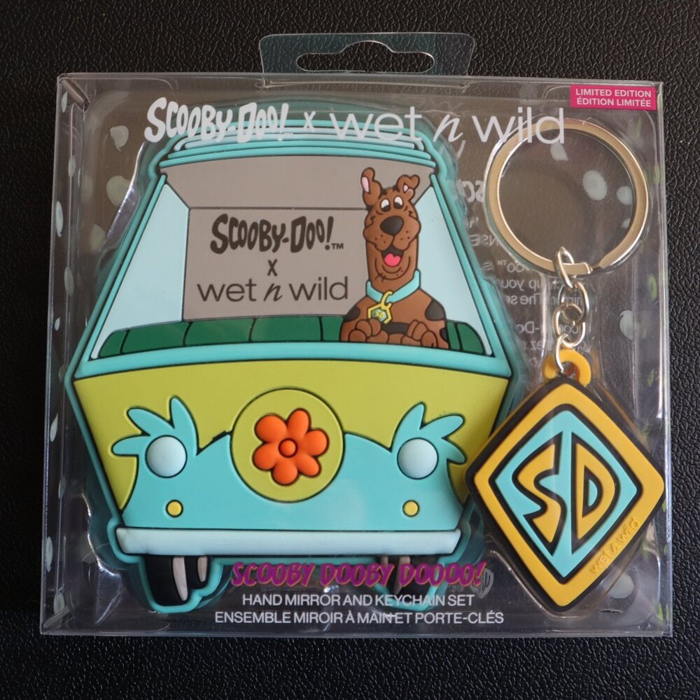 Wet n Wild Makeup |  Scooby Dooby Doooo! Hand Mirror and Keychain Set